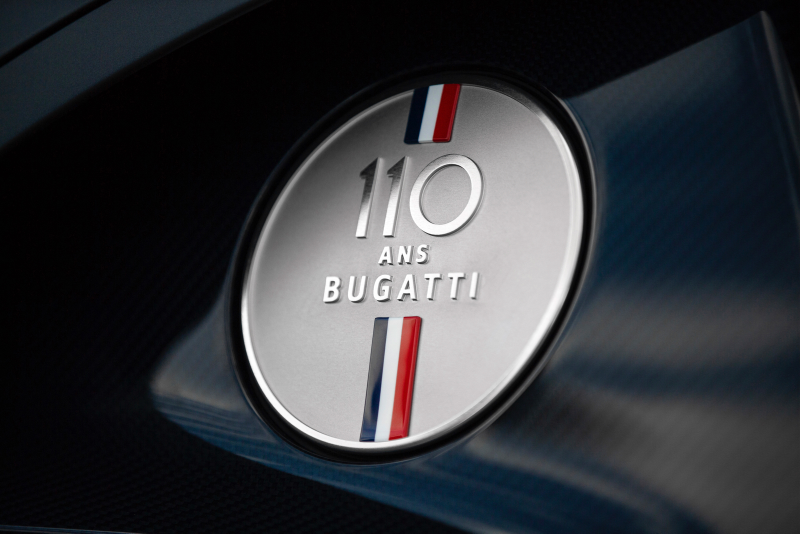Illustration for article titled The French Pride Bugatti Chiron Is My Favorite Supercar This Week